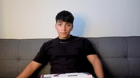 james_silva1 online show from 04-19-26, 09:50