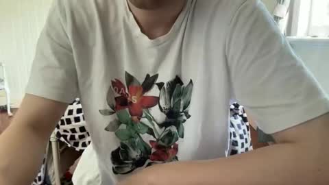 Snapshot of jamesabrams73 chatting on 10-12-25, 04:33 J Abrams online show from 10-12-25, 04:33