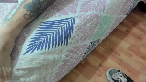 Snapshot of jamesdekker chatting on 11-19-25, 11:10 jamesdekker online show from 11-19-25, 11:10