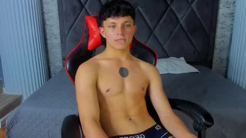 jamesgolden_ online show from 03-03-25, 03:31