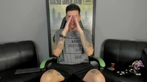 Snapshot of jamesinked_ chatting on 12-08-24, 08:47 Jamesinked  online show from 12-08-24, 08:47