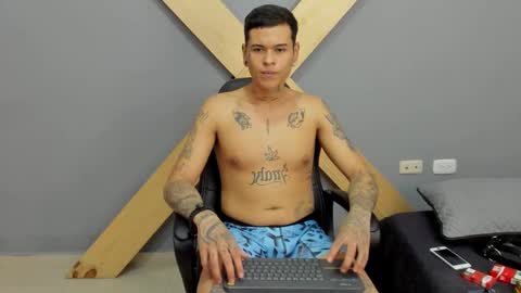 Snapshot of jamesinked_ chatting on 12-13-24, 03:32 Jamesinked  online show from 12-13-24, 03:32