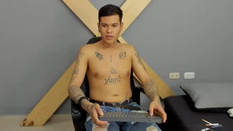Snapshot of jamesinked_ chatting on 12-14-24, 08:18 Jamesinked  online show from 12-14-24, 08:18