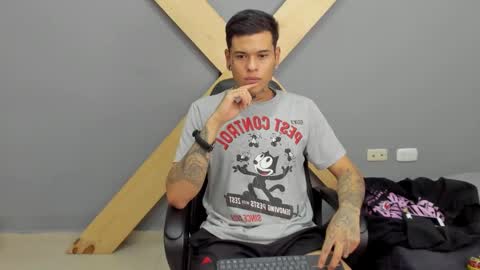 Snapshot of jamesinked_ chatting on 12-16-24, 06:38 Jamesinked  online show from 12-16-24, 06:38
