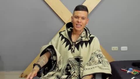 Snapshot of jamesinked_ chatting on 12-19-24, 05:40 Jamesinked  online show from 12-19-24, 05:40