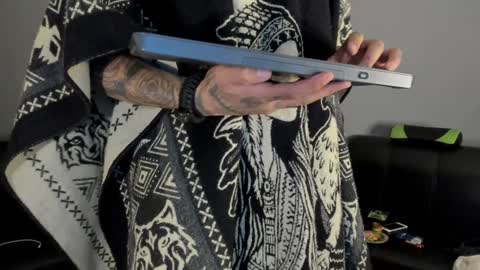 Snapshot of jamesinked_ chatting on 12-20-24, 05:36 Jamesinked  online show from 12-20-24, 05:36