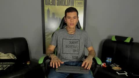 Snapshot of jamesinked_ chatting on 02-03-25, 09:29 Jamesinked  online show from 02-03-25, 09:29