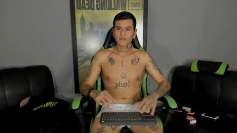 Snapshot of jamesinked_ chatting on 02-15-25, 02:37 Jamesinked  online show from 02-15-25, 02:37
