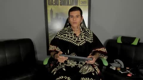 Snapshot of jamesinked_ chatting on 02-16-25, 08:10 Jamesinked  online show from 02-16-25, 08:10