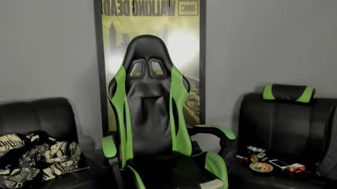 Snapshot of jamesinked_ chatting on 02-24-25, 01:57 Jamesinked  online show from 02-24-25, 01:57