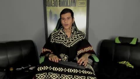 Snapshot of jamesinked_ chatting on 03-08-25, 02:55 Jamesinked  online show from 03-08-25, 02:55