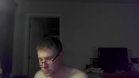 Snapshot of jamesjewels chatting on 03-23-26, 02:26 jamesjewels online show from 03-23-26, 02:26