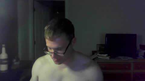 Snapshot of jamesjewels chatting on 03-27-26, 12:38 jamesjewels online show from 03-27-26, 12:38