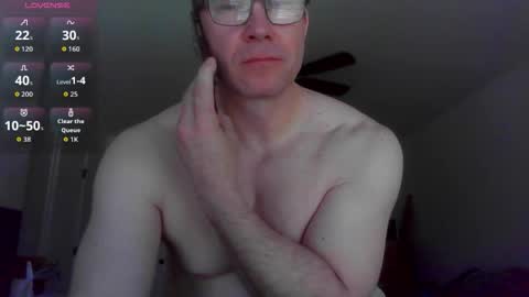 Snapshot of jamesjewels chatting on 03-28-26, 03:00 jamesjewels online show from 03-28-26, 03:00