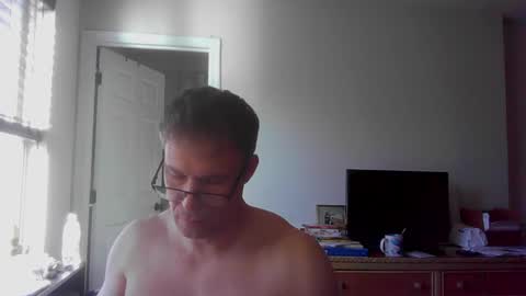 Snapshot of jamesjewels chatting on 04-12-26, 11:48 jamesjewels online show from 04-12-26, 11:48