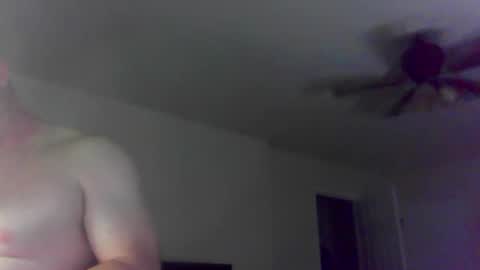 Snapshot of jamesjewels chatting on 05-17-26, 03:37 jamesjewels online show from 05-17-26, 03:37