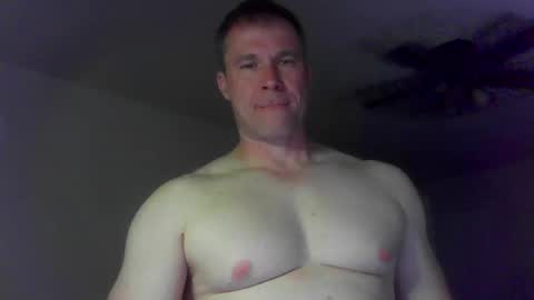 Snapshot of jamesjewels chatting on 05-19-26, 02:29 jamesjewels online show from 05-19-26, 02:29