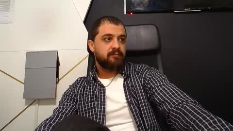 JamesMyers online show from 10-12-25, 04:33