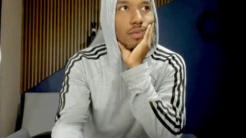 Snapshot of jamesparck chatting on 01-22-25, 12:27 James online show from 01-22-25, 12:27