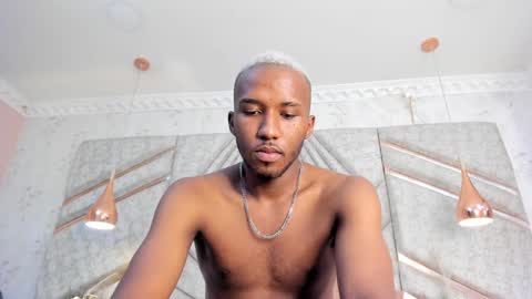 Snapshot of jamesparck chatting on 02-10-25, 06:45 James online show from 02-10-25, 06:45