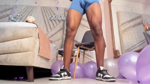 Snapshot of jamesparck chatting on 02-17-25, 03:20 James online show from 02-17-25, 03:20