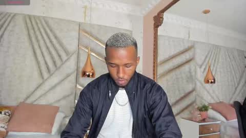 Snapshot of jamesparck chatting on 03-04-25, 12:55 James online show from 03-04-25, 12:55