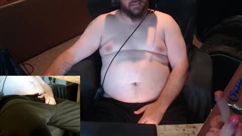 Snapshot of jamesscott88 chatting on 12-15-25, 10:14 jamesscott88 online show from 12-15-25, 10:14