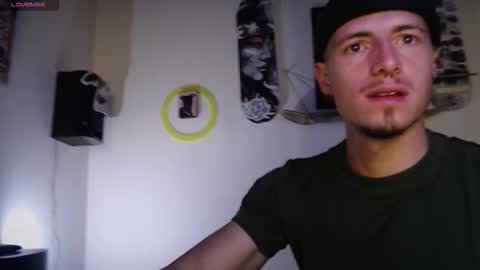 jamesss____ online show from 10-19-25, 05:46