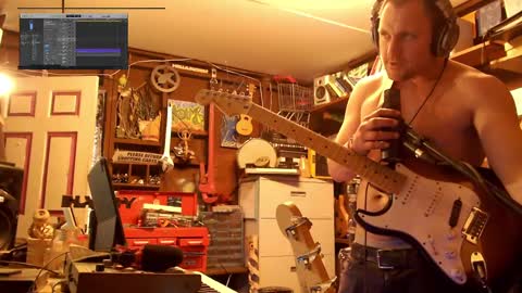 Snapshot of jameswebbscope chatting on 01-27-25, 11:33 Jameswebbscope online show from 01-27-25, 11:33