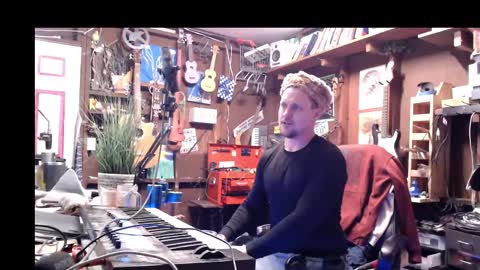 Snapshot of jameswebbscope chatting on 02-27-25, 10:04 Jameswebbscope online show from 02-27-25, 10:04