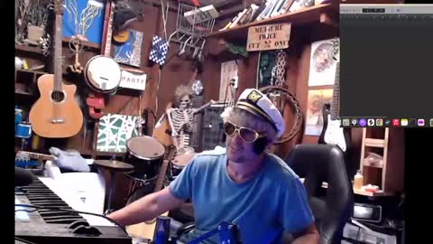 Snapshot of jameswebbscope chatting on 09-21-25, 01:02 Jameswebbscope online show from 09-21-25, 01:02