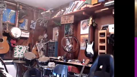 Snapshot of jameswebbscope chatting on 09-23-25, 04:43 Jameswebbscope online show from 09-23-25, 04:43