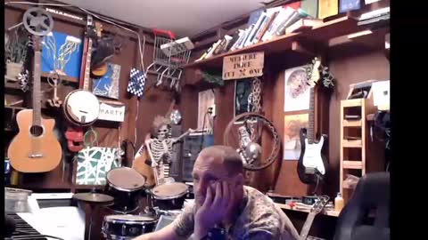 Snapshot of jameswebbscope chatting on 09-25-25, 10:19 Jameswebbscope online show from 09-25-25, 10:19