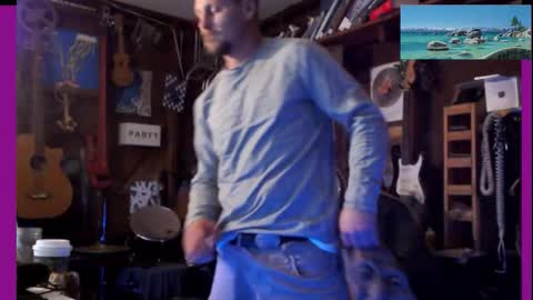 Snapshot of jameswebbscope chatting on 10-25-25, 11:51 Jameswebbscope online show from 10-25-25, 11:51