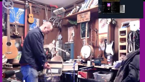 Jameswebbscope online show from 10-30-25, 03:24