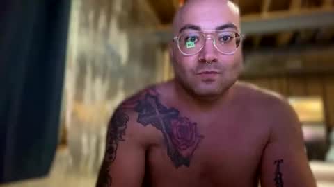 jamie19905 online show from 10-22-25, 02:06