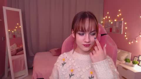 Snapshot of jamie_chung chatting on 11-11-25, 05:18 jamie_chung online show from 11-11-25, 05:18