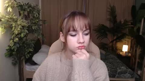 Snapshot of jamie_chung chatting on 11-12-25, 01:06 jamie_chung online show from 11-12-25, 01:06