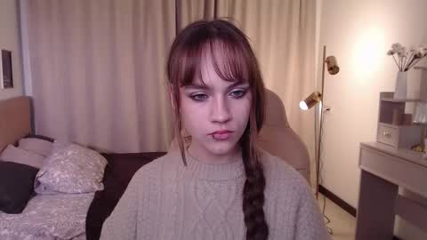 Snapshot of jamie_chung chatting on 11-26-25, 01:06 jamie_chung online show from 11-26-25, 01:06