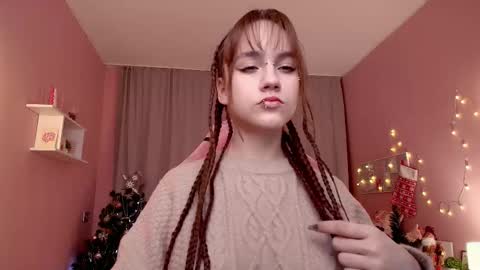 Snapshot of jamie_chung chatting on 12-19-25, 01:12 jamie_chung online show from 12-19-25, 01:12