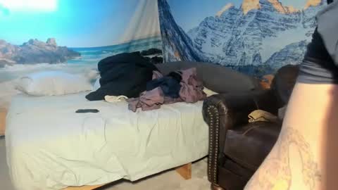 OF - Jamiejordans online show from 02-20-25, 08:47