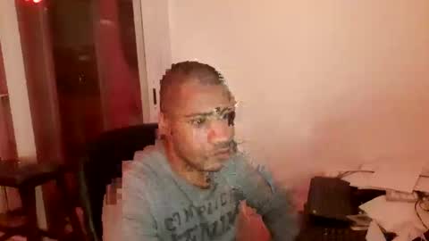 Snapshot of jamielonnas chatting on 10-13-25, 03:23 Jamie Lonnas online show from 10-13-25, 03:23