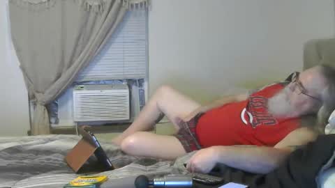 Snapshot of jamielove1975 chatting on 04-01-26, 02:12 jamielove1975 online show from 04-01-26, 02:12