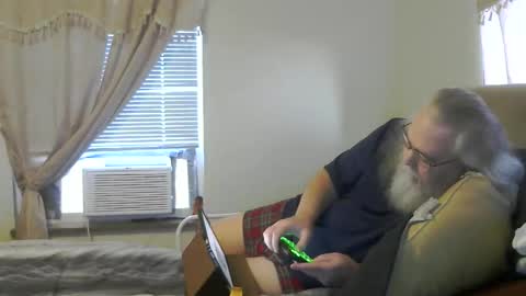 Snapshot of jamielove1975 chatting on 04-11-26, 10:25 jamielove1975 online show from 04-11-26, 10:25