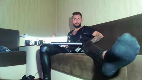 Robbie online show from 02-22-25, 09:15