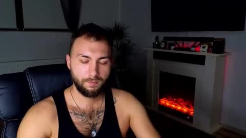 Snapshot of jamienoxus chatting on 11-26-25, 06:47 Robbie online show from 11-26-25, 06:47