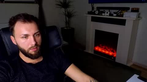 Snapshot of jamienoxus chatting on 02-03-26, 06:40 Robbie online show from 02-03-26, 06:40