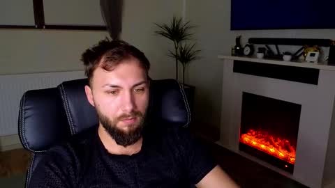 Snapshot of jamienoxus chatting on 02-26-26, 06:12 Robbie online show from 02-26-26, 06:12