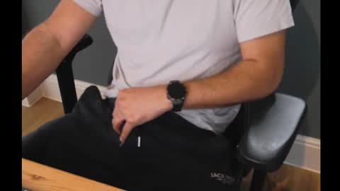 Snapshot of jammyedge chatting on 10-21-25, 08:04 Jammy online show from 10-21-25, 08:04