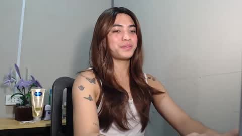 Snapshot of jamray_2 chatting on 04-11-26, 06:12 jam online show from 04-11-26, 06:12